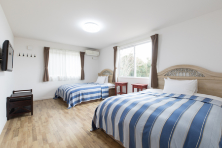 2号棟 寝室 5部屋 Qベッド 10台